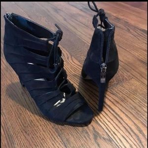 Black tie up heels